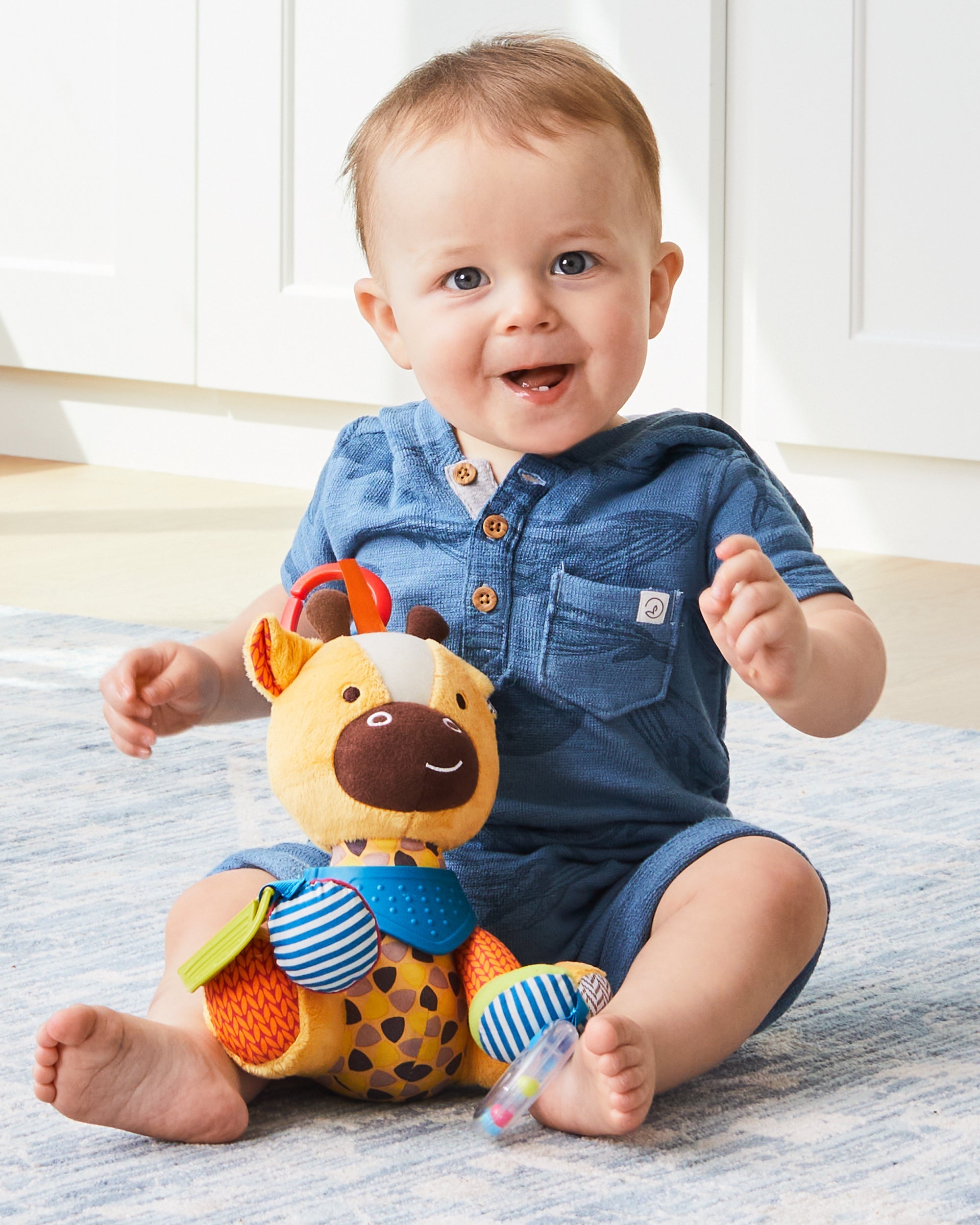Bandana Buddie Activity Toy - Giraffe