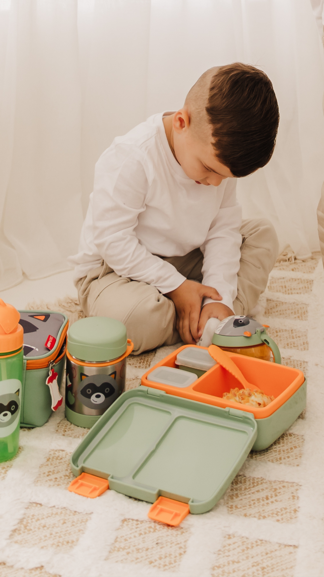 Rudy Raccoon Zoo Bento Lunch Box