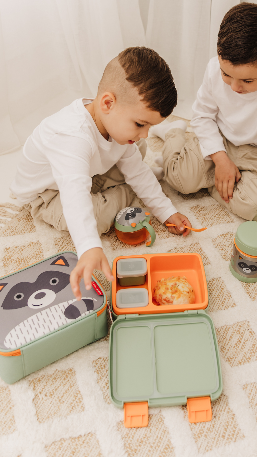 Zoo Bento Lunch Box - Rudy Raccoon